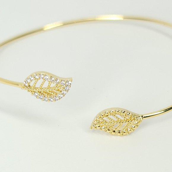 NEW Pave CZ Leaf Open Cuff Bracelet NWT - Picture 3 of 5